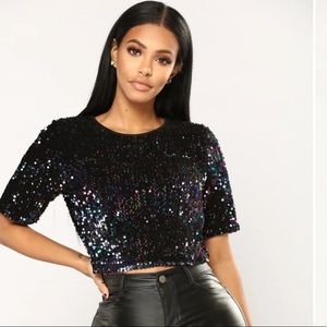 🔴Fashion nova sequin Top 🔴50% off Black Friday Sale Price is adjusted